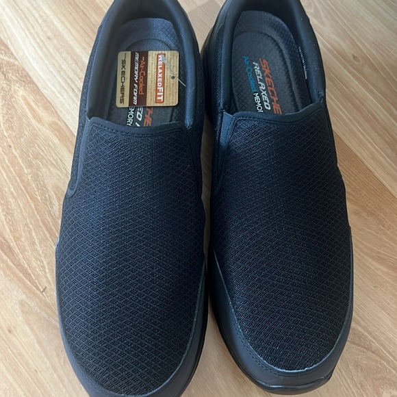 COPY - Skechers Men’s Slip-On - Picture 17 of 17